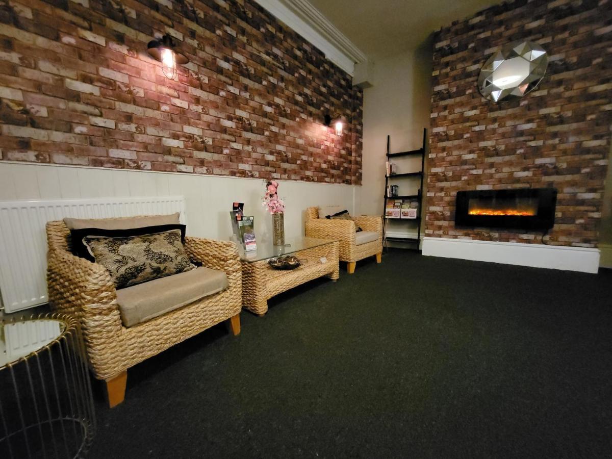 The Collingwood Guest House เกรทยาร์มัธ ภายนอก รูปภาพ