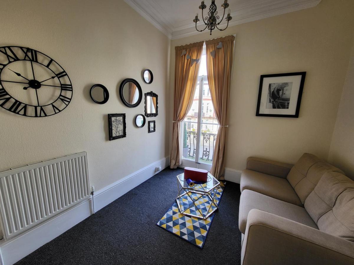 The Collingwood Guest House เกรทยาร์มัธ ภายนอก รูปภาพ