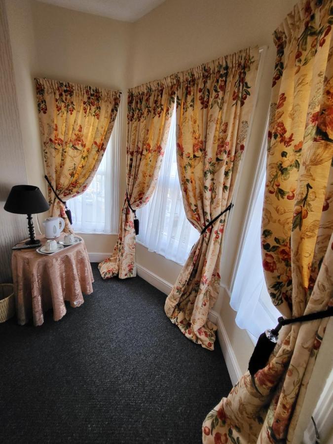 The Collingwood Guest House เกรทยาร์มัธ ภายนอก รูปภาพ